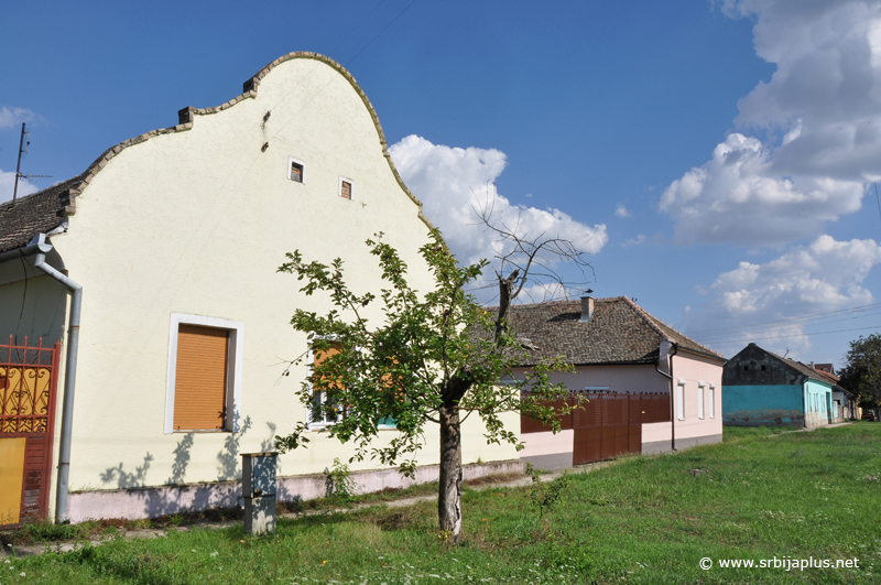 Letnji sokak u Barandi Letnji sokak u Barandi